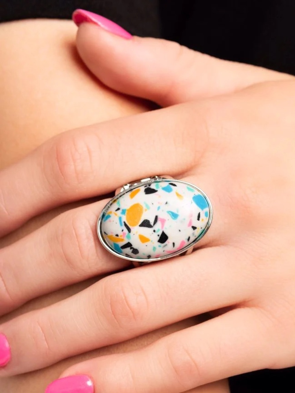 Oval Terrazzo Statement Ring - White with Multicolor Flecks
